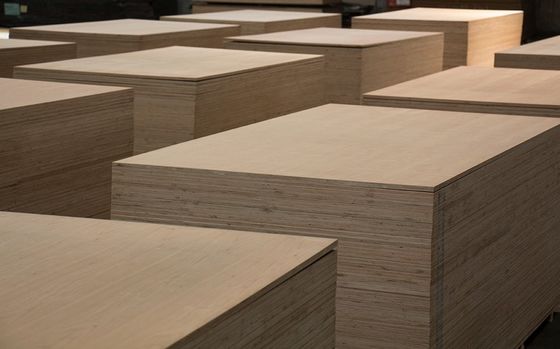 Top A Veneer di legno ingegnerizzato lavato nero albicocca corona grano colore scuro per la decorazione degli armadi dell'hotel