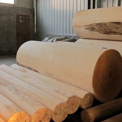 Finitura di legno ingegnerizzata di alta qualità Noce europea E.WT-X2233N Quarter Cut Straight Grain 0.6mm Per interni auto OEM
