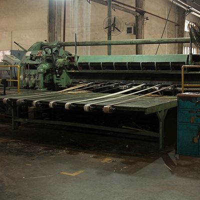 Il quarto calcolato naturale dell'impiallacciatura di legno del sicomoro di Europa ha tagliato lo spessore 0.5mm del grano diritto per la morte ed il Governo