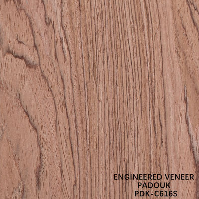 Ingegneria del legno Veneer Padouk Straight Grain Slice Cut Technics Spessore 0,5 mm per la faccia del gabinetto