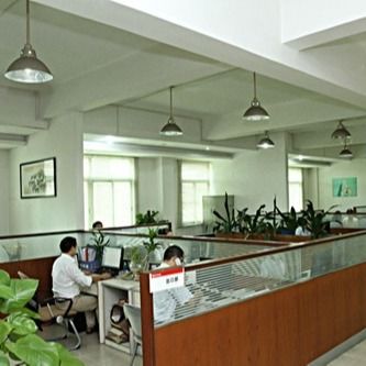 Impiallacciatura di legno ingegnerizzato Brown Pearl X6003 Nuovo design 2500*640mm Dimensione standard per foglio impiallacciatura per mobili