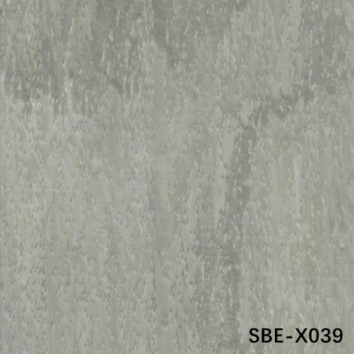 Colore grigio 0,30 mm Spessore finitura di legno ingegnerizzato per porte interne