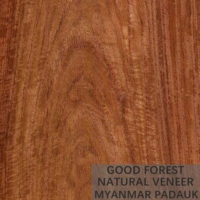 Specialmente struttura irregolare naturale dell'impiallacciatura di legno rossa del Myanmar Bubinga