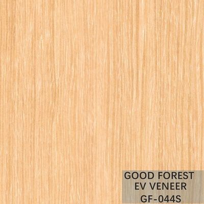 Il giallo ha ricomposto l'albicocca di legno costruita dell'impiallacciatura per il fronte del Governo