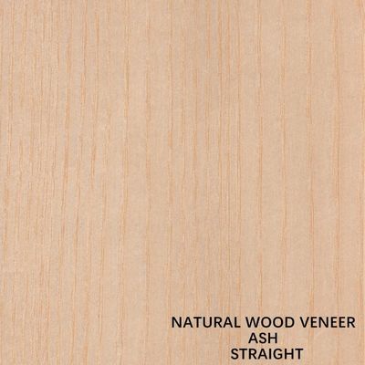 Legno bianco naturale di cenere, rivestimento di legno quadrato, taglio retto, lunghezza di grano 2050-3200 mm per mobili e porte