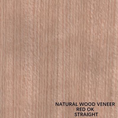 Il quarto ha tagliato il legno di quercia rossa del grano diritto per impiallacciare 0.5mm per il fronte e la porta della mobilia