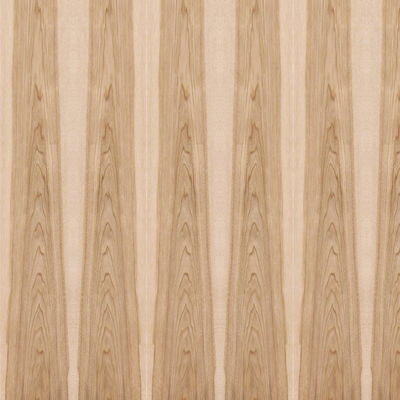 L'impiallacciatura del MDF basata grano bicolore operato della corona del hickory/pannello truciolare riveste 2440x1220mm di pannelli